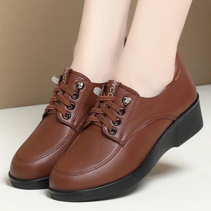 Spring Autumn New Fashion Women's Solid Thick Sole Flat Casual Breathable Walking Running Soft Leather Single Shoes Versatile