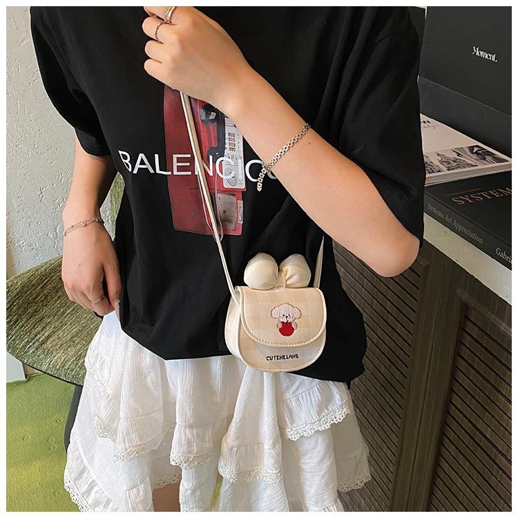 High sense niche mini bag women's summer new fashion cartoon messenger bag mouth red envelope
