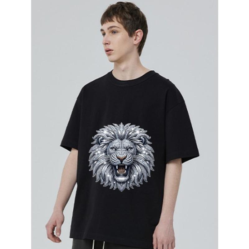 Black T-Shirt with Silver Lion Head Print for Casual Wear