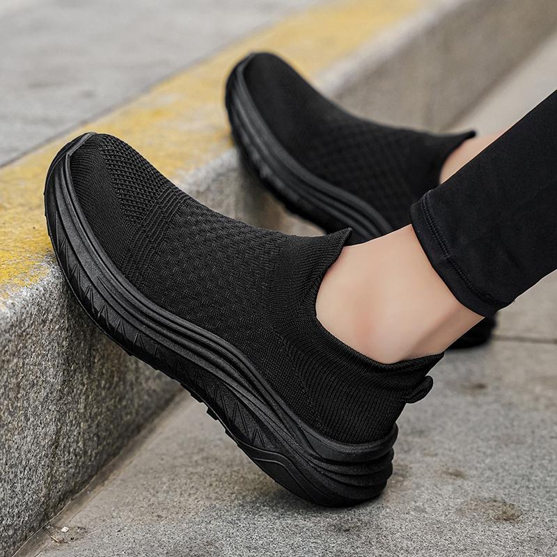 Men Running Walking Sock Shoes Fashion Casual Sneakers Breathable Sport Shoes Lightweight Men Sneakers Casual Shoes