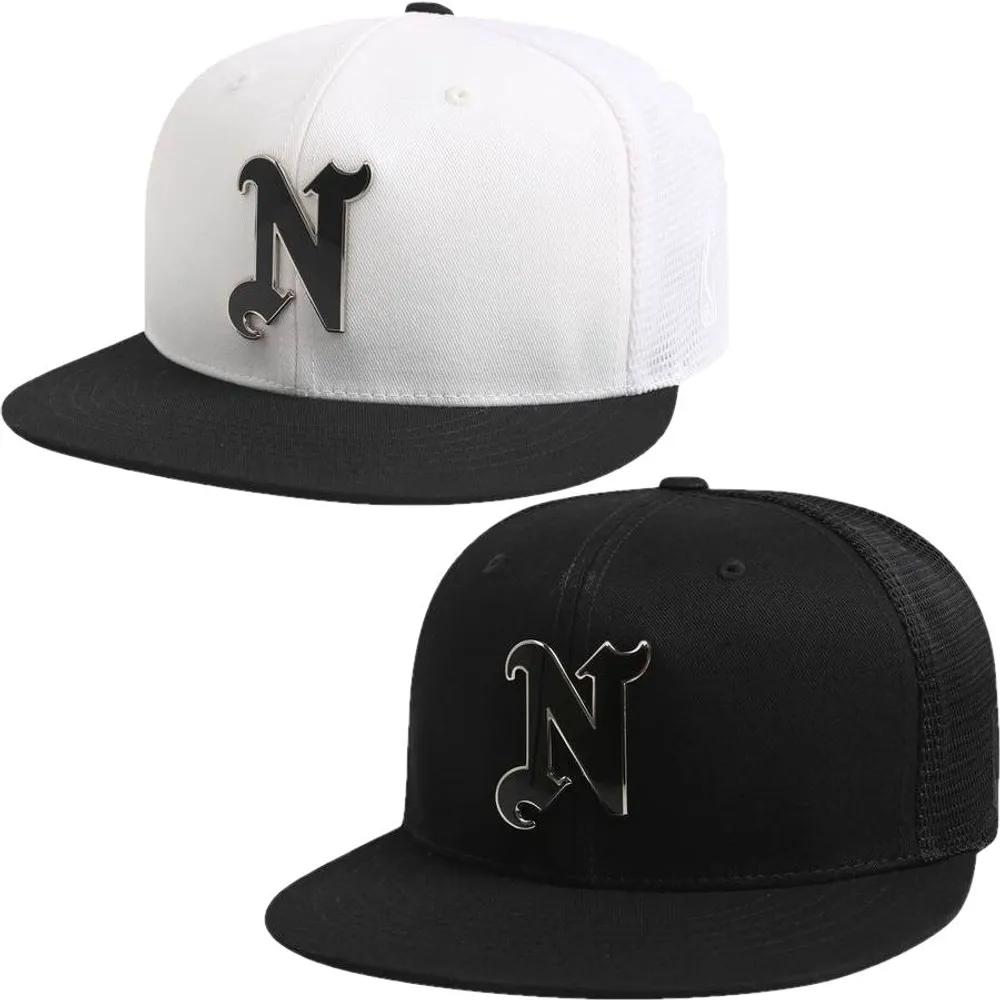 [NBA] NYK Metal Mesh Trucker Snapback white