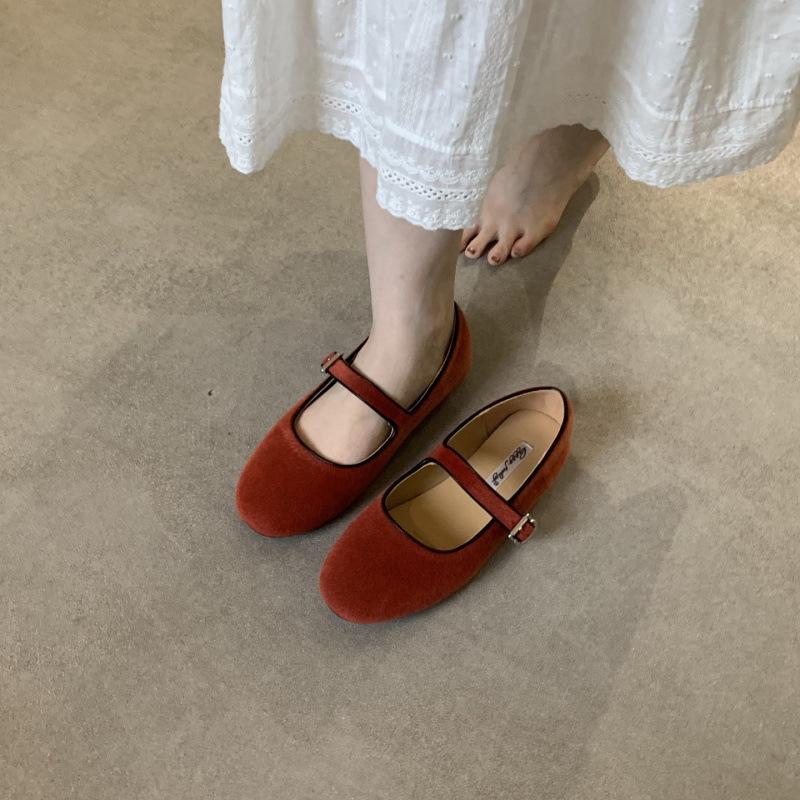 French temperament round head plush soft flat bottom Mary Jane single shoes women's shoes 2025 spring and autumn new skirt evening shoes