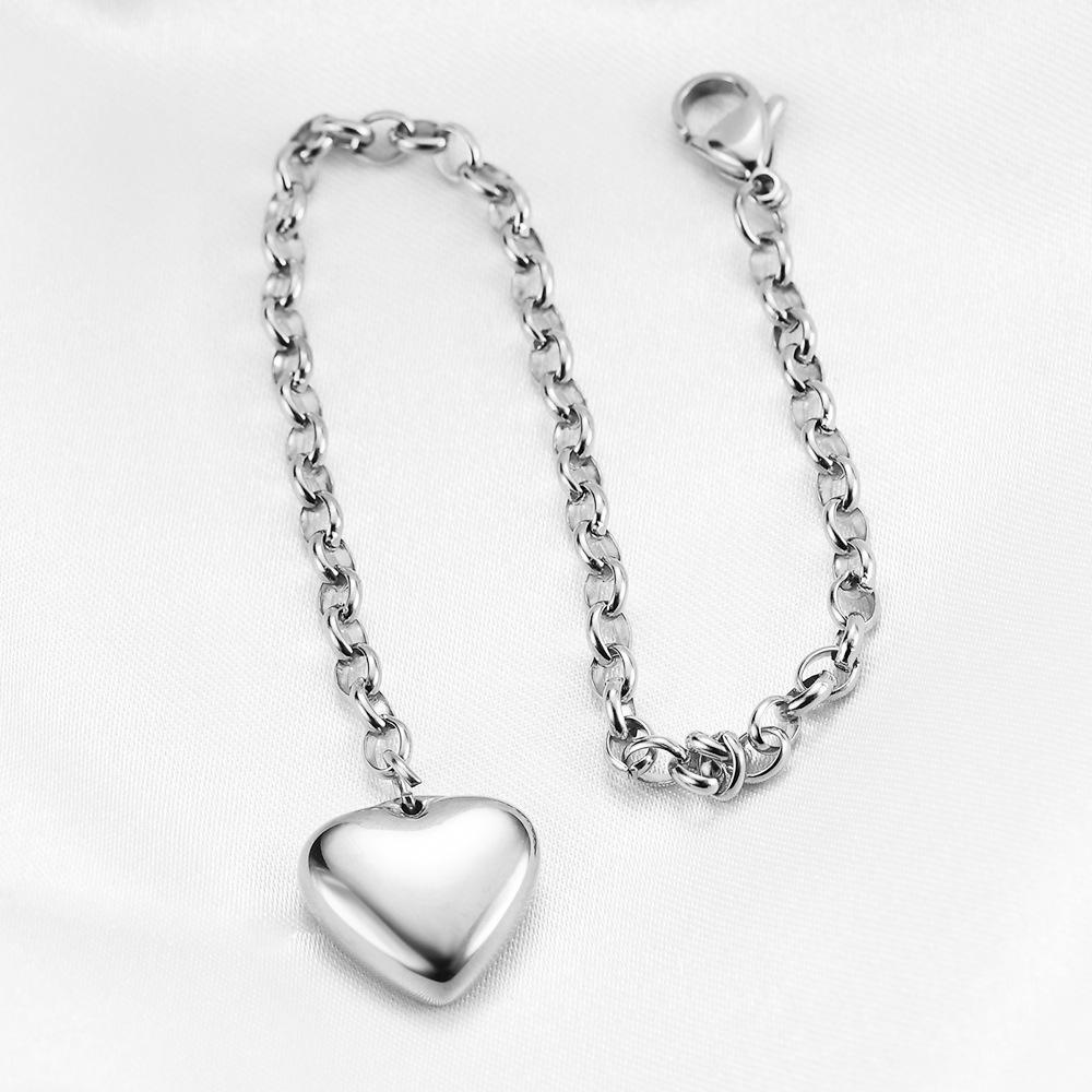 European & American Fashion Titanium Steel Heart Bracelet - Adjustable Stainless Steel Design for Women