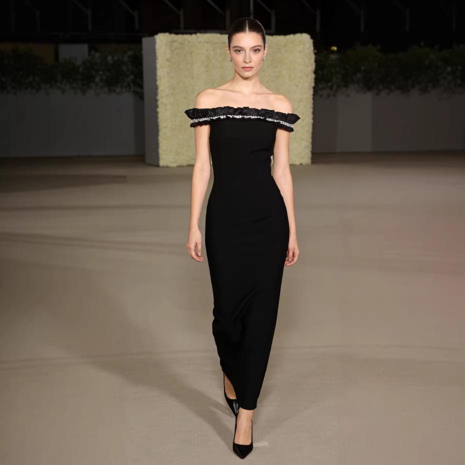 2026 Spring/Summer European & American One-Shoulder Lace Dress with Rhinestones - Slim-Fit Evening Gown L чёрный