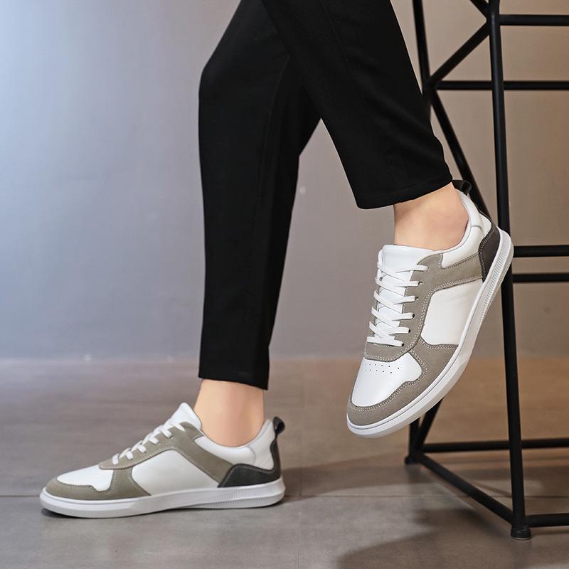 Men's Casual White Round Toe Low-Top Lightweight Sneakers for Spring and Autumn