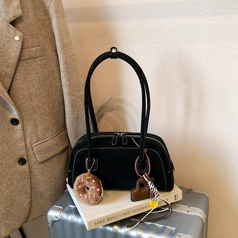 Vintage niche suede bag women's 2025 new messenger bag autumn and winter versatile single shoulder underarm bag pillow bag