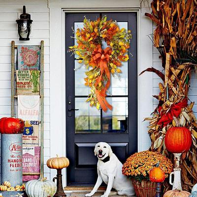 Thanksgiving Farmhouse Wreath Autumn Scene Decor Maple Leaf Artificial Wreath Perfect for Home and Restaurant