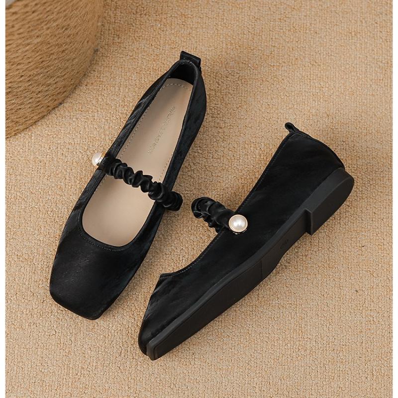 Fashion French New Style Sweet Mary Jane Flats Pearl Decorated Slip On Vulcanized Shoes for Women All Seasons