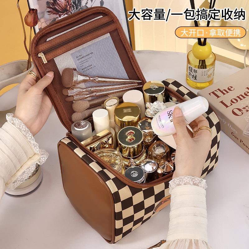High-value new cosmetic bag women's large-capacity hot dog checkerboard portable travel cosmetics toilet bag storage bag