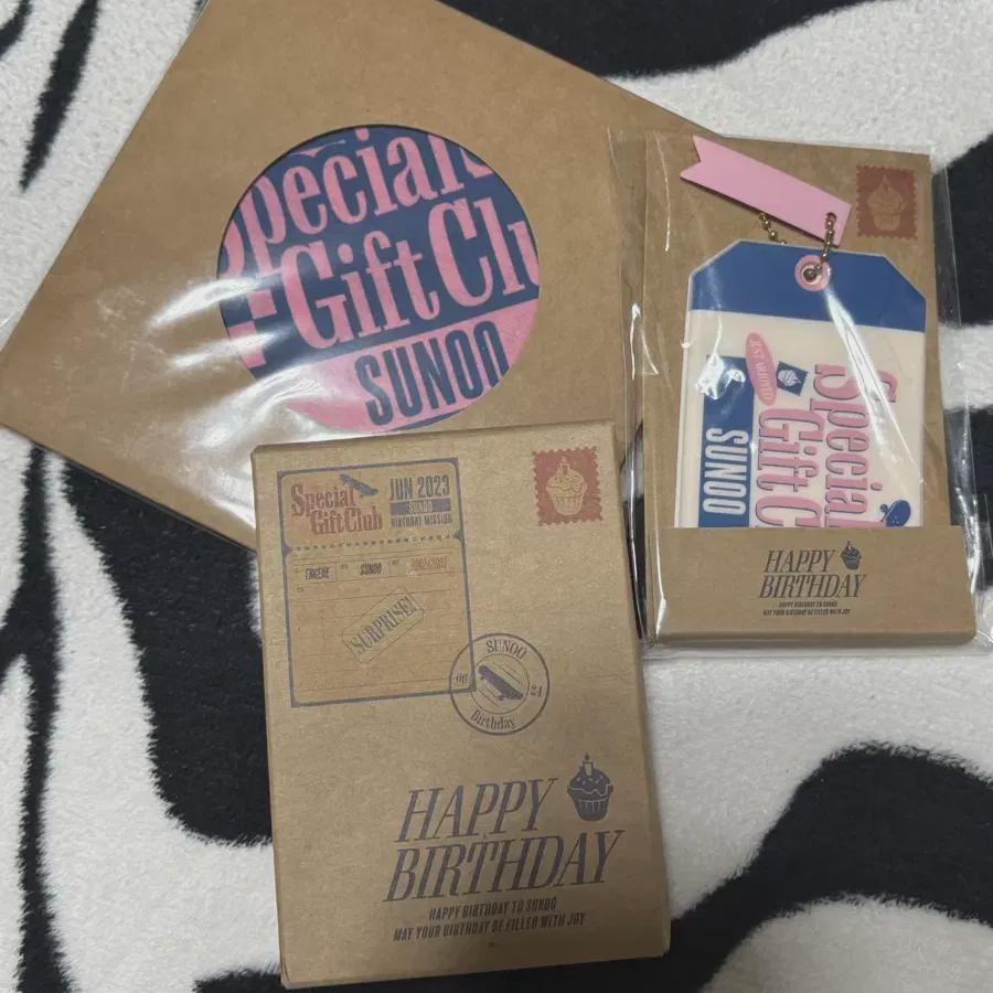 

Nhyfen Sunwoo Special Gift Club Goods