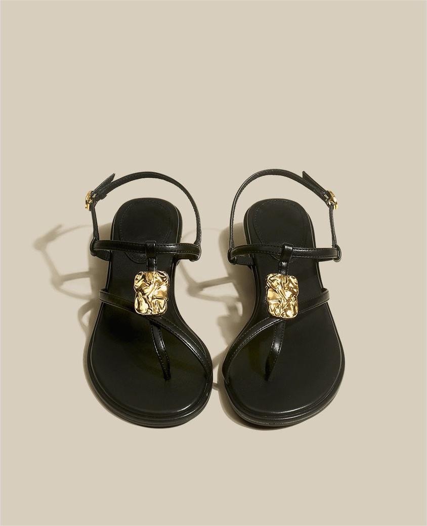 

Римские туфли толстые новые высококачественные юбки пляжные женские летние французские туфли на высоком каблуке классные тапочки мода 2024 сандалии 35 чёрный