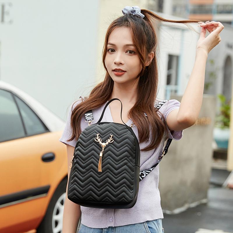 Backpack Versatile Fashion Niche Textured Women's Bag Large Capacity Mobile Phone Makeup Backpack