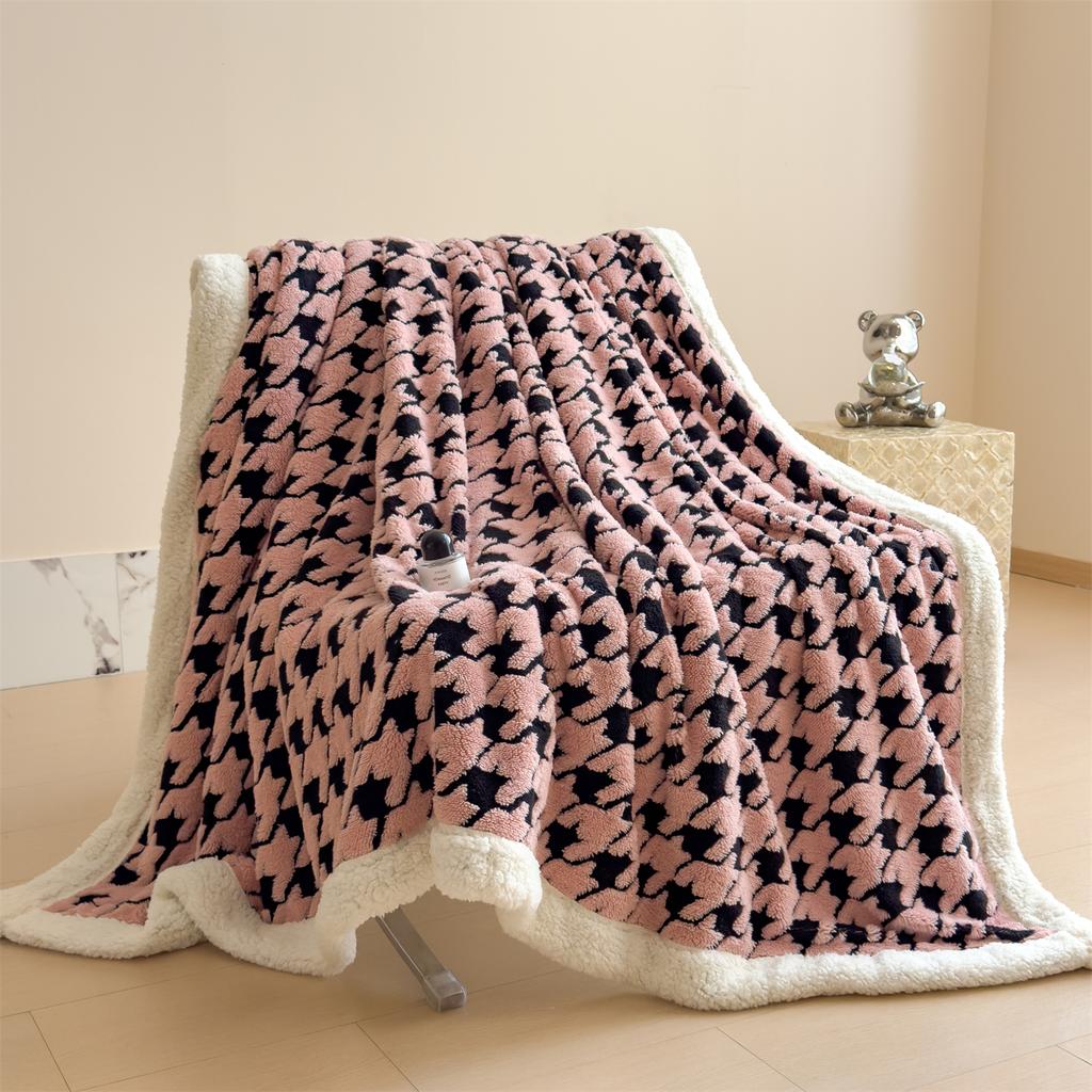 Houndstooth Pattern Fleece Blanket Set with Pillowcase Double Layer Thick Warm Artificial Wool Blankets for Bed Sofa Fall Winter
