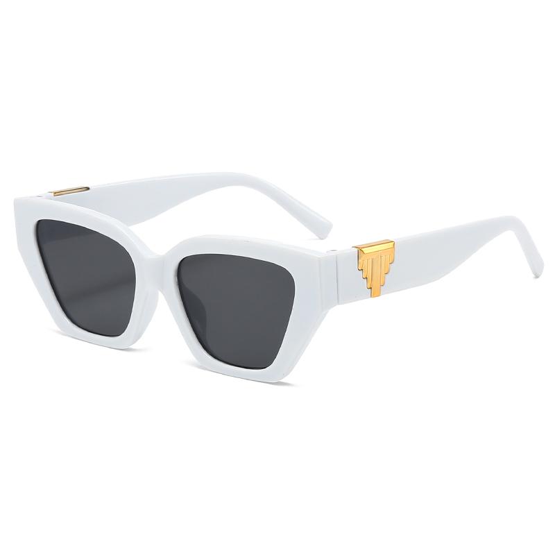 

Women s Cat Eye Sunglasses Retro Butterfly Sun Glasses Female Fashion Travel on Foot Gafas De Sol