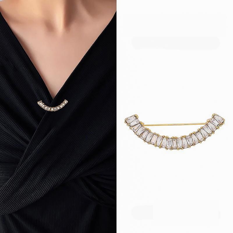 1PC Durable Exquisite Sturdy Feminine Rhinestone Suit Shine Multi-functional Brooch Understated Luxury Fixed Buckle
