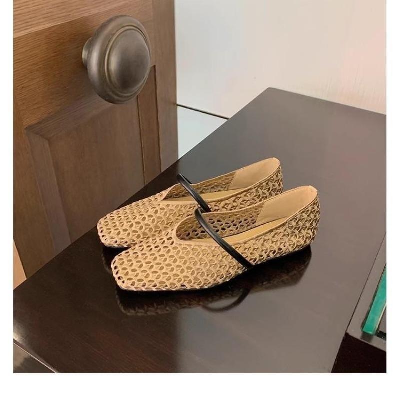 

Fashion Square-toed Hollow-out Woven One-word Strap, Versatile Soft-faced Single Shoes, Light Luxury Women s Explosive Model 2025 New 35
