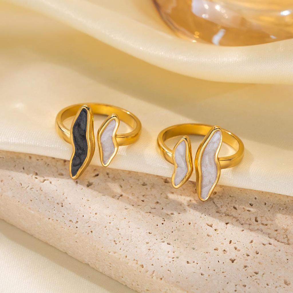 Double Layer Wave Women's Korean Style Stainless Steel Open Ring - Fashionable, Simple, and Cool Index Finger Design.