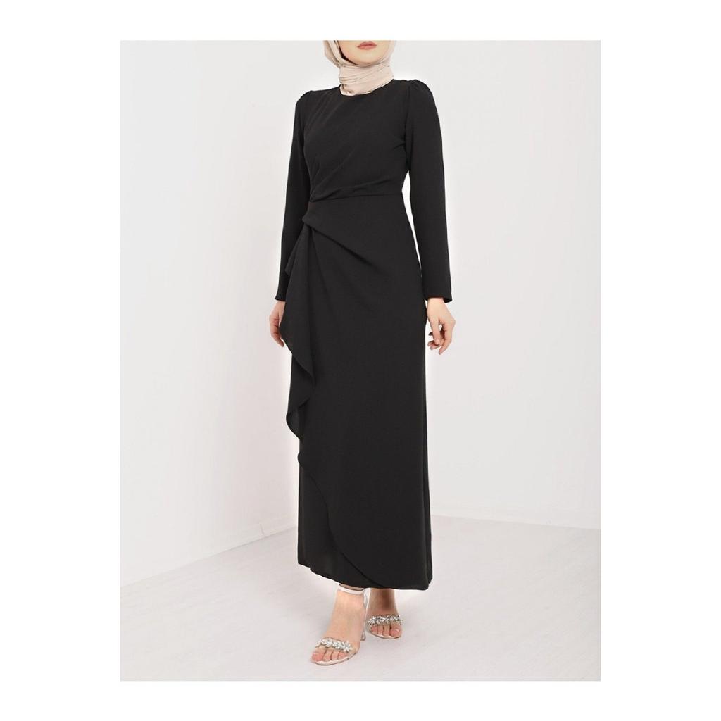 Asymmetrical Crepe Dress With Aller Front And Skirt