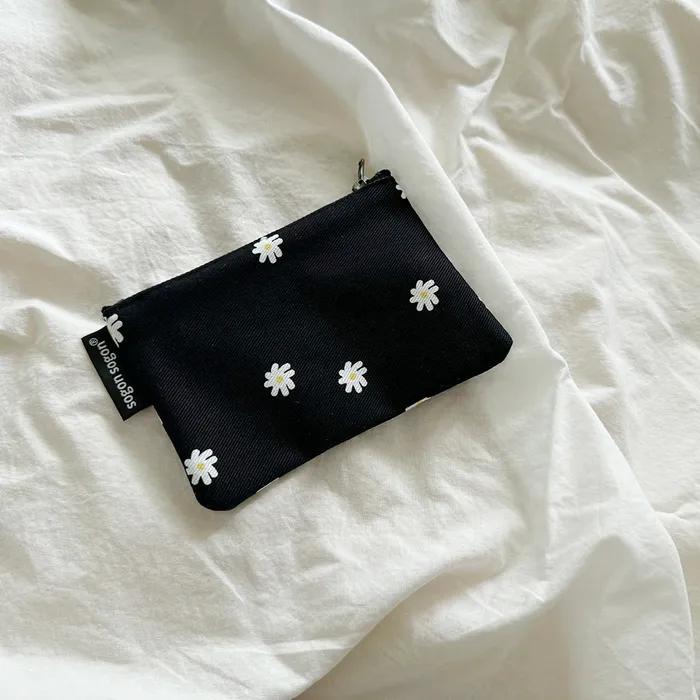mini flower pouch s
