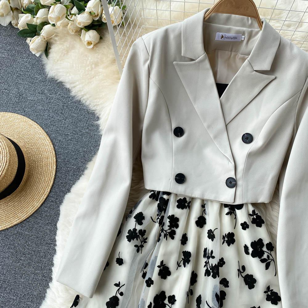 French Temperament Short Section Double-breasted Suit Jacket Female High-end Flocking Mesh Sling Dress Yangqi Two-piece Set
