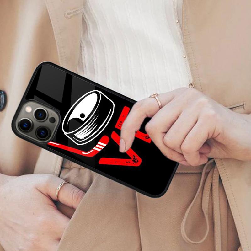 Ice Hockey Player Magnetic Phone Case For APPLE iPhone 17 Air 16 14 13 12 Pro Max 15 Plus Wireless Charge With MagSafe Cover
