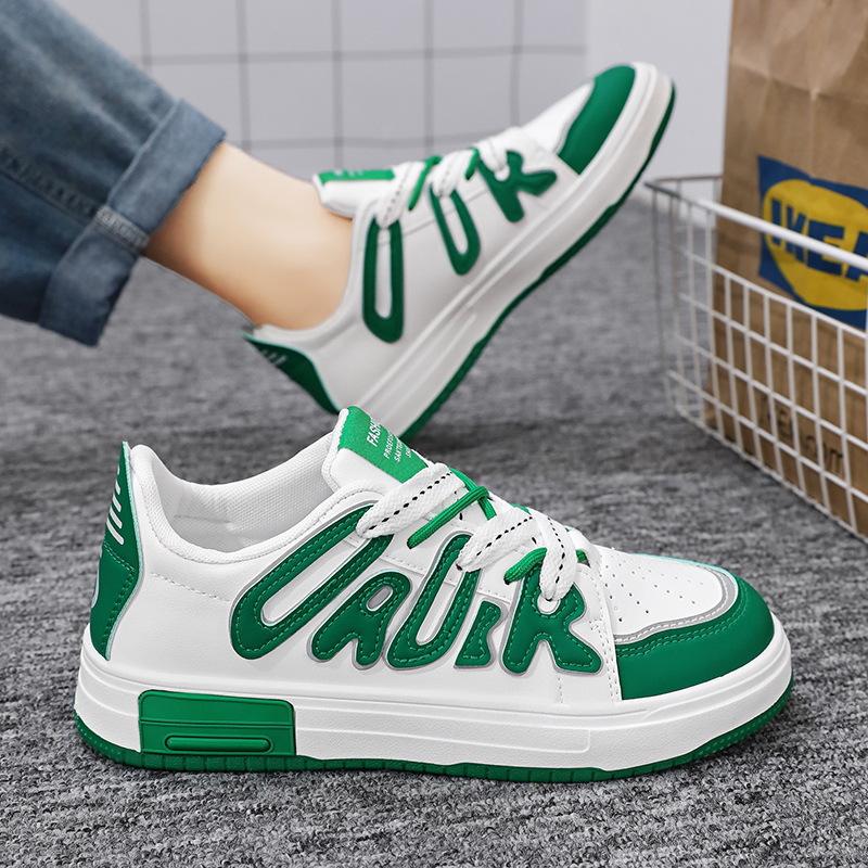 2025 autumn men's shoes new breathable little white shoes men's Korean version trendy versatile platform sports and leisure shoes board shoes