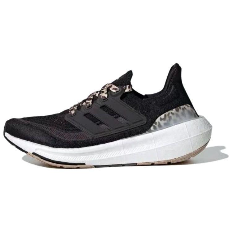 

Новые женские Adidas Ultra Boost Light Core Black Magic Beige ID2932 38