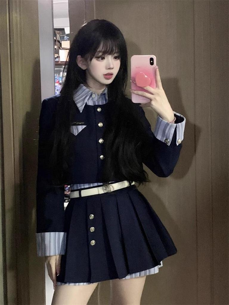 Navy Preppy Style Two-Piece Top: Slimming Long Sleeve Black Set for Women - Autumn/Winter Hot Girl Edit