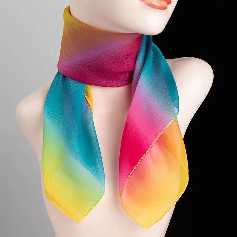 

Модний Принтований Маленький Квадратний Шарф Темпераментний Ніжний та Універсальний Гумка для Волосся Шовковий Шарф Захист від Сонця Шия Пляжний Шарф 60*60