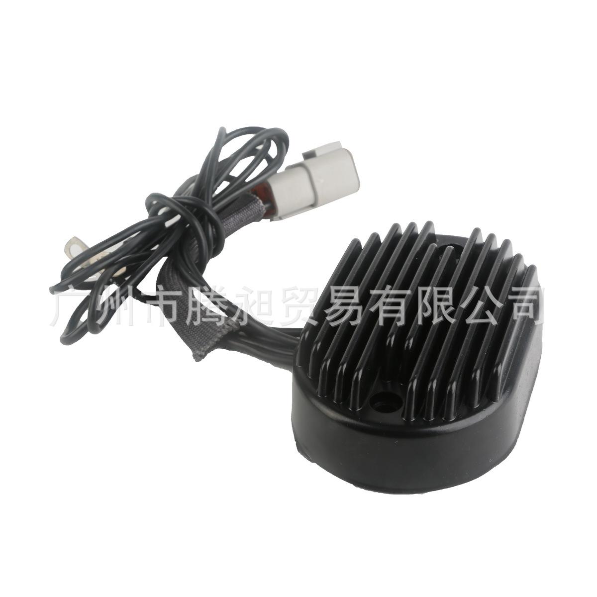 

Пружинный выпрямитель-зарядное устройство для моделей 2001-2006 годов Aluminum чёрный