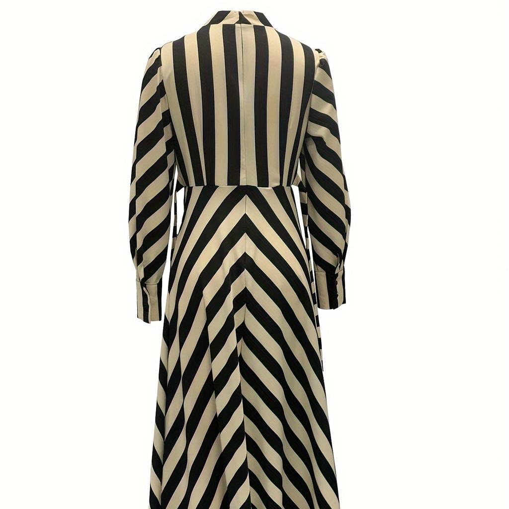 Elegant Long Sleeve Striped Long Swing Dress In Spring and Summer