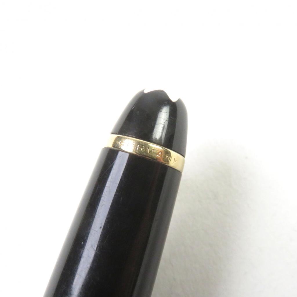 Very Good MONTBLANC Ballpoint pen Meisterstck Classic Logo engraved White Star Twist Used