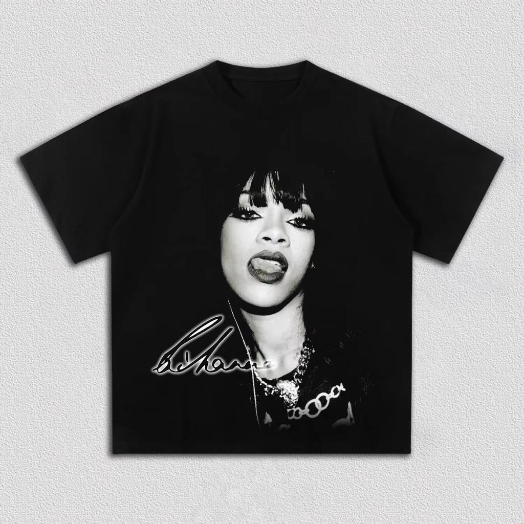 Unisex Vintage Streetwear Cotton Short Sleeve T-shirt With Black And White Sunglasses Portrait Print of R&B Pop Star Rihanna Graphic T-shirt