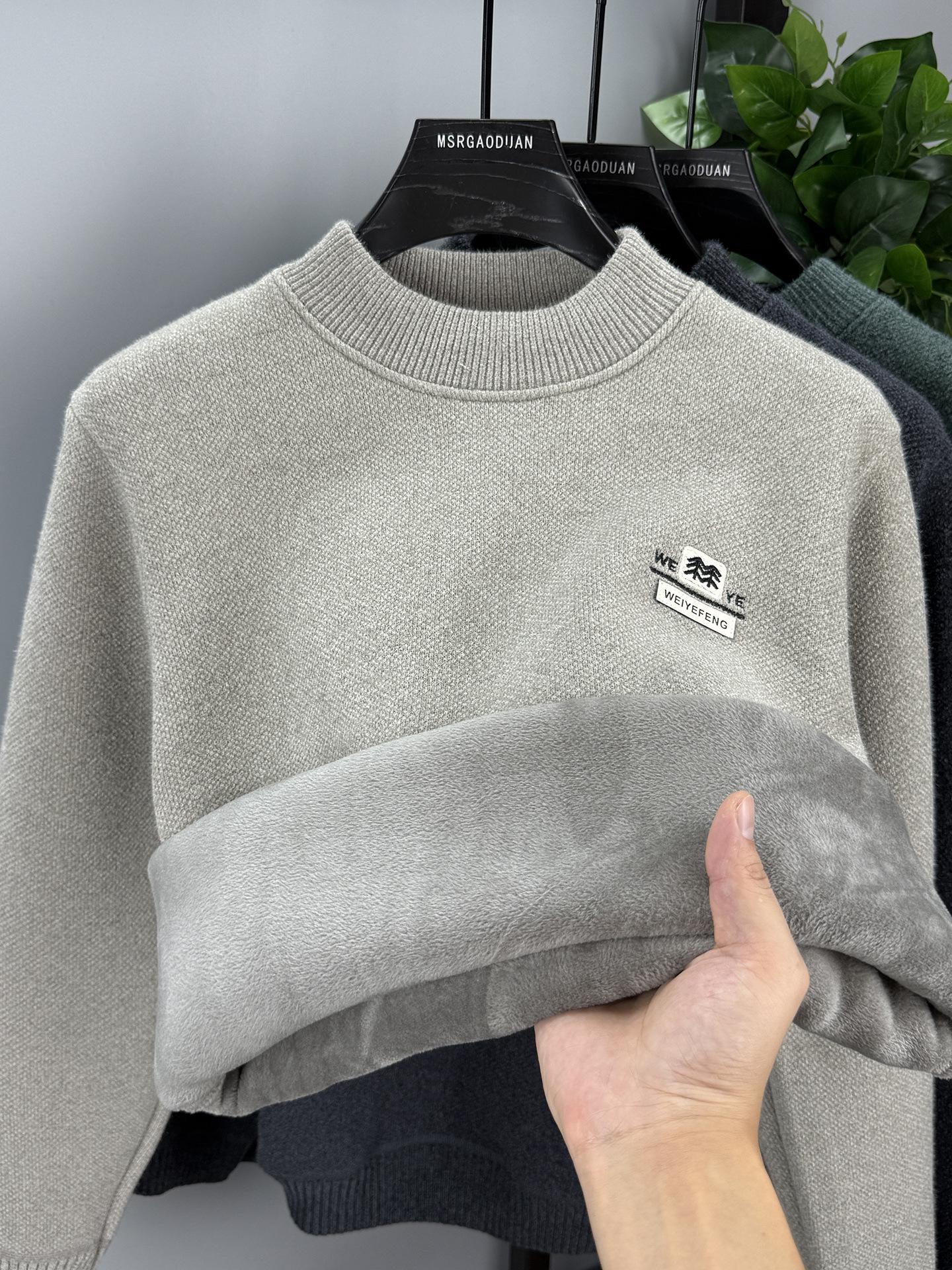 2025 Winter Men s High-End Semi-High Neck Chenille Velvet Sweater: Thickened, Warm Knit Base Layer Medium