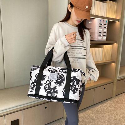 Stylish Lightweight Women's Travel Bag: Large Capacity for Fitness, Outdoor Sports, and Hospital Use
