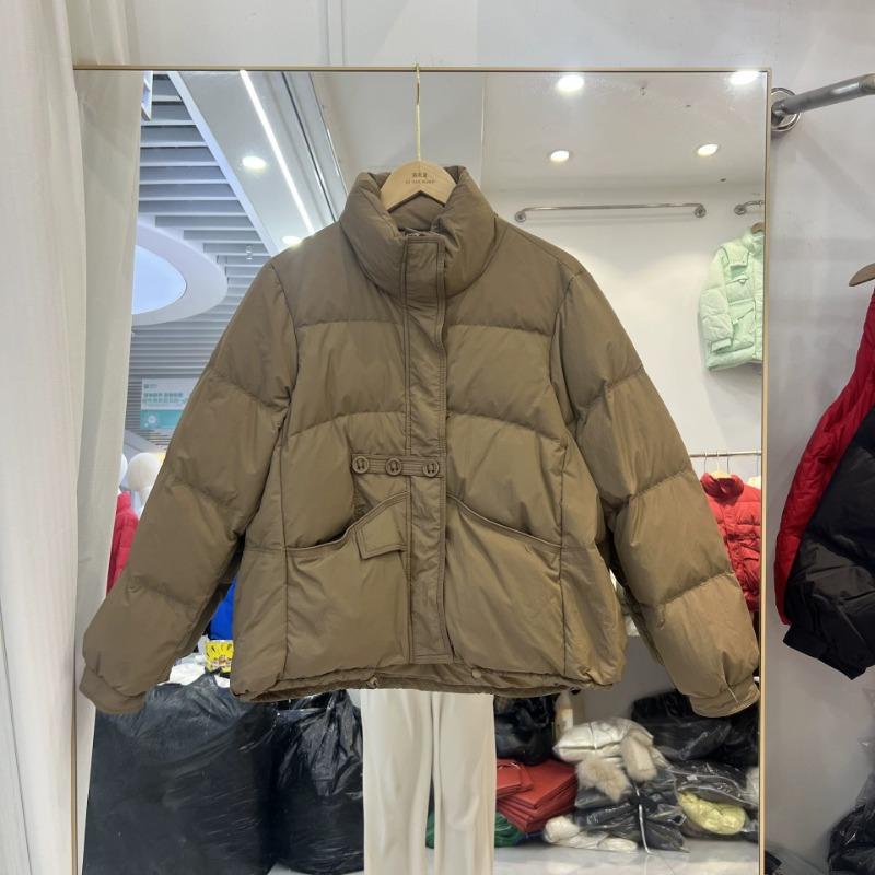 

Короткий пуховик на трех пуговицах, куртка-пуховик, повседневная куртка со стойкой, пух белой утки, теплая модная куртка M темно-коричневого