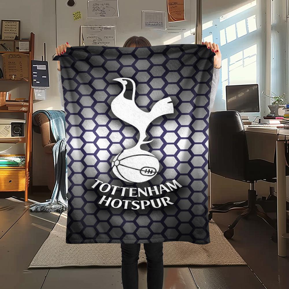 Spurs Logo Print FlAannel Blanket, High Quality Comfortable for All Seasons, Home Decor, Warmth and Comfort