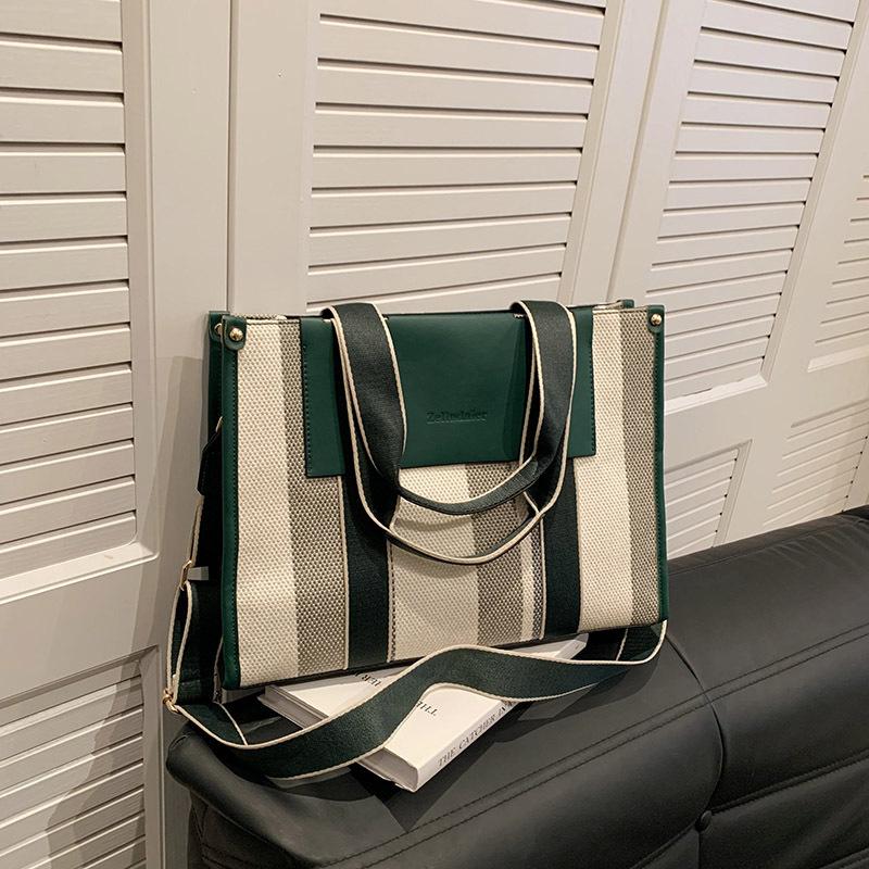 Commuter large-capacity canvas bag summer new casual simple messenger bag shoulder portable tote bag