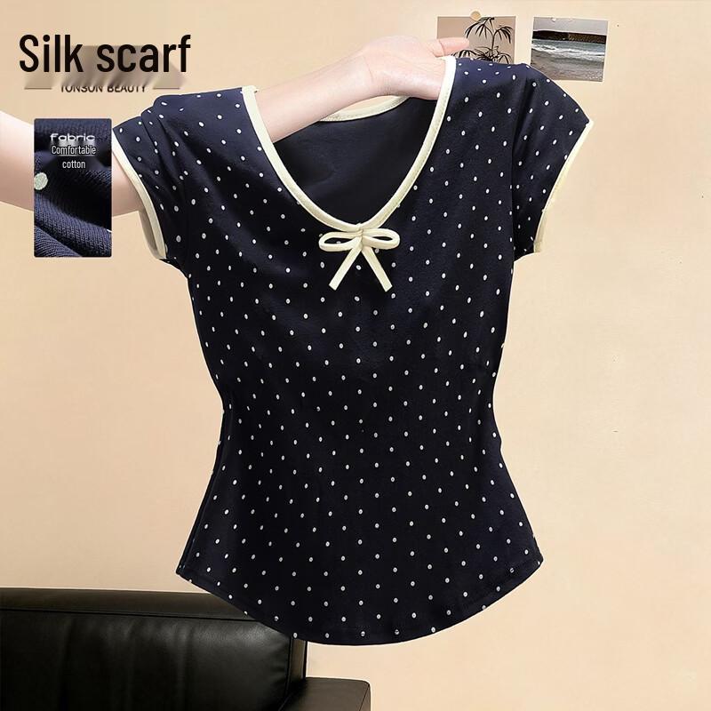 Women s V-Neck Polka Dot T-Shirt M