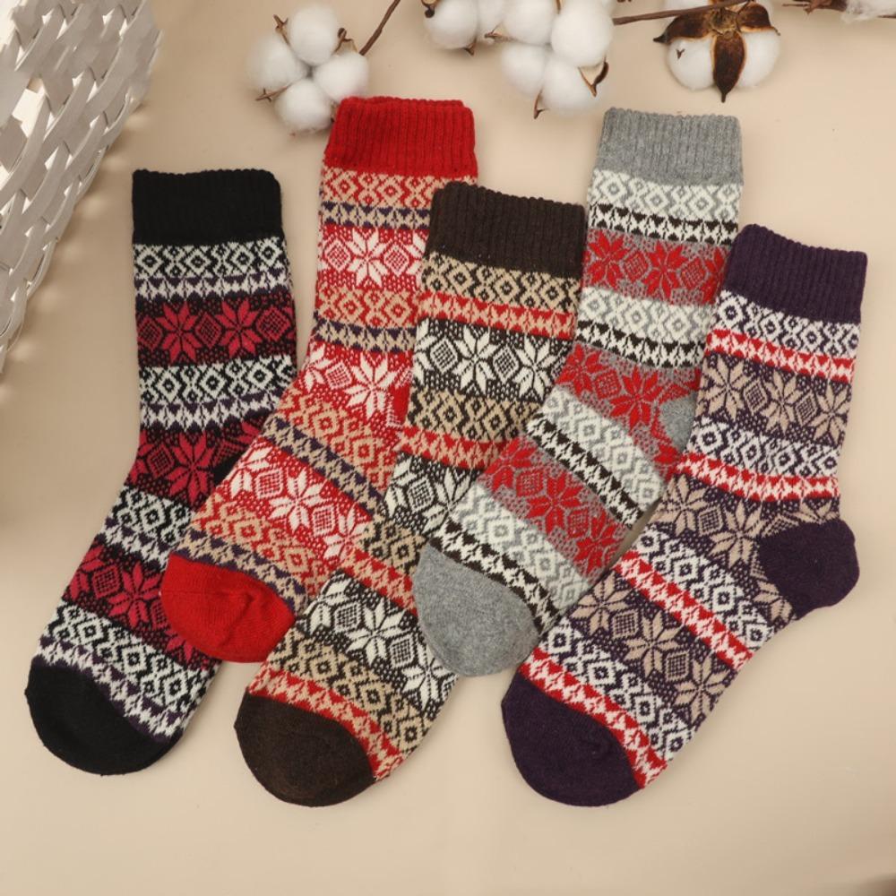 

5Pairs Mid-calf Mid Tube Socks Stripes Thicken Knit Socks Fashion Women s Snow Socks Hiking Style K