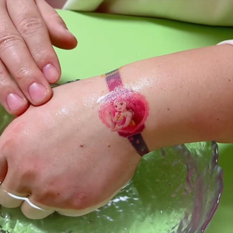 Wundervolle Elsa Prinzessin Wasserdichte Tattoo-Aufkleber für Kinder - Leicht zu entfernen, Allzweck-Spaß!