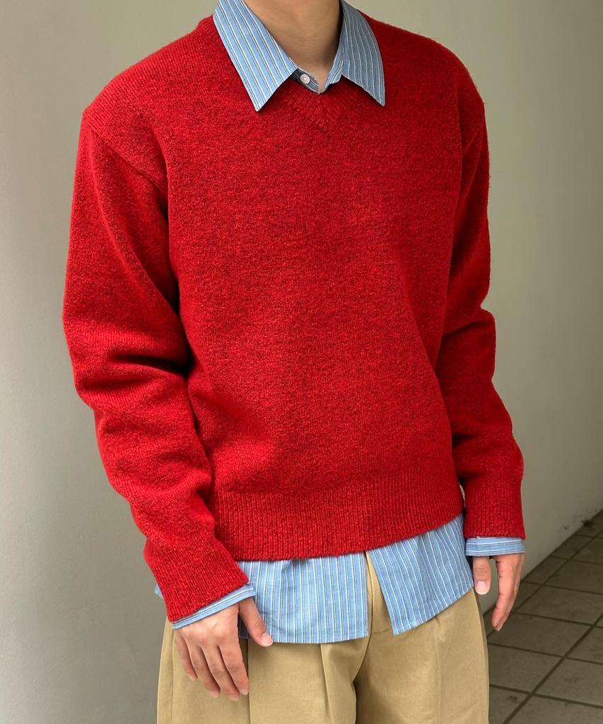 BASEMOMENT Cashmere-Like V-Neck Crop Knit Heathered Red