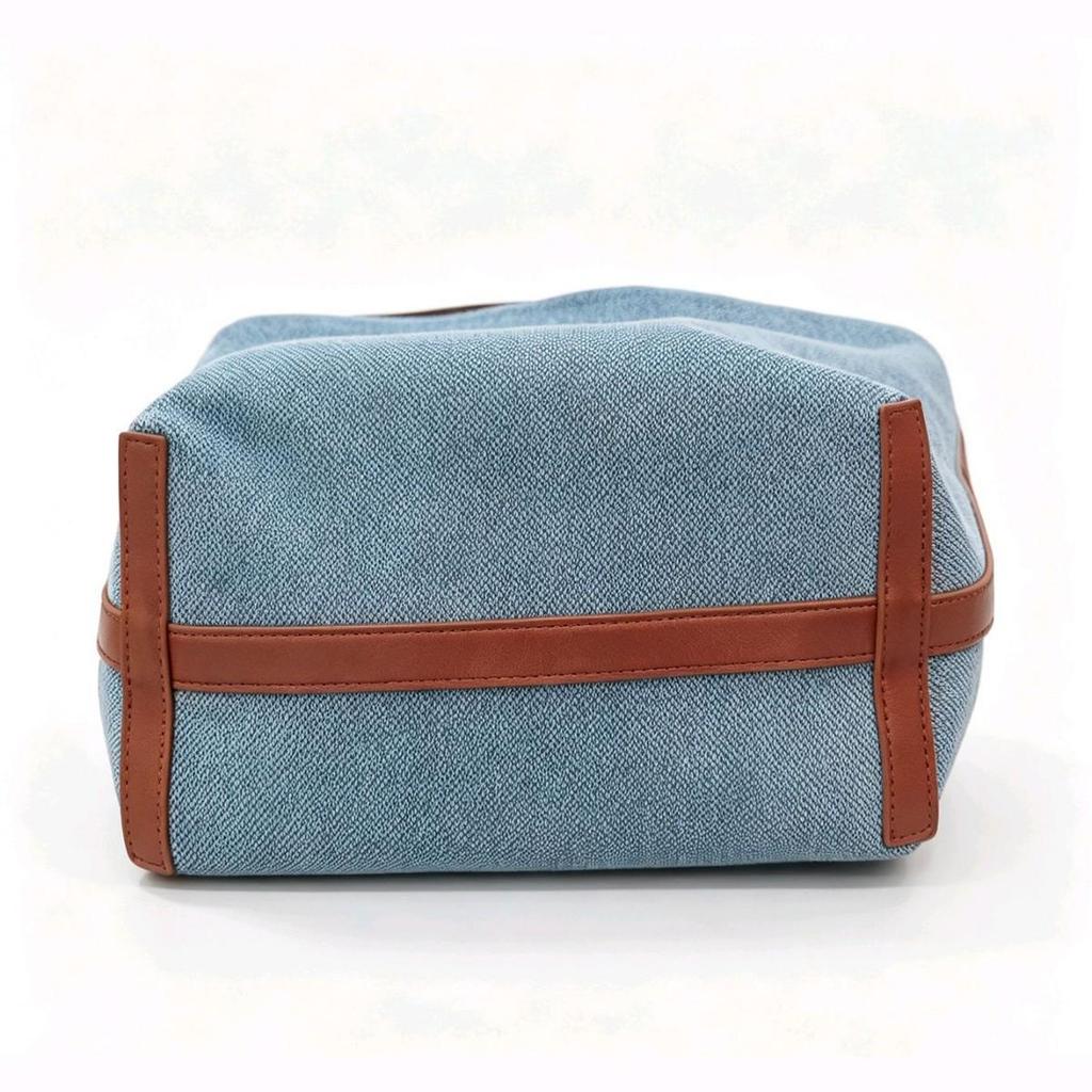 Korean-Style Simple Bucket Bag 2025: Women's Solid Color Shoulder & Crossbody Bag for Casual Commute