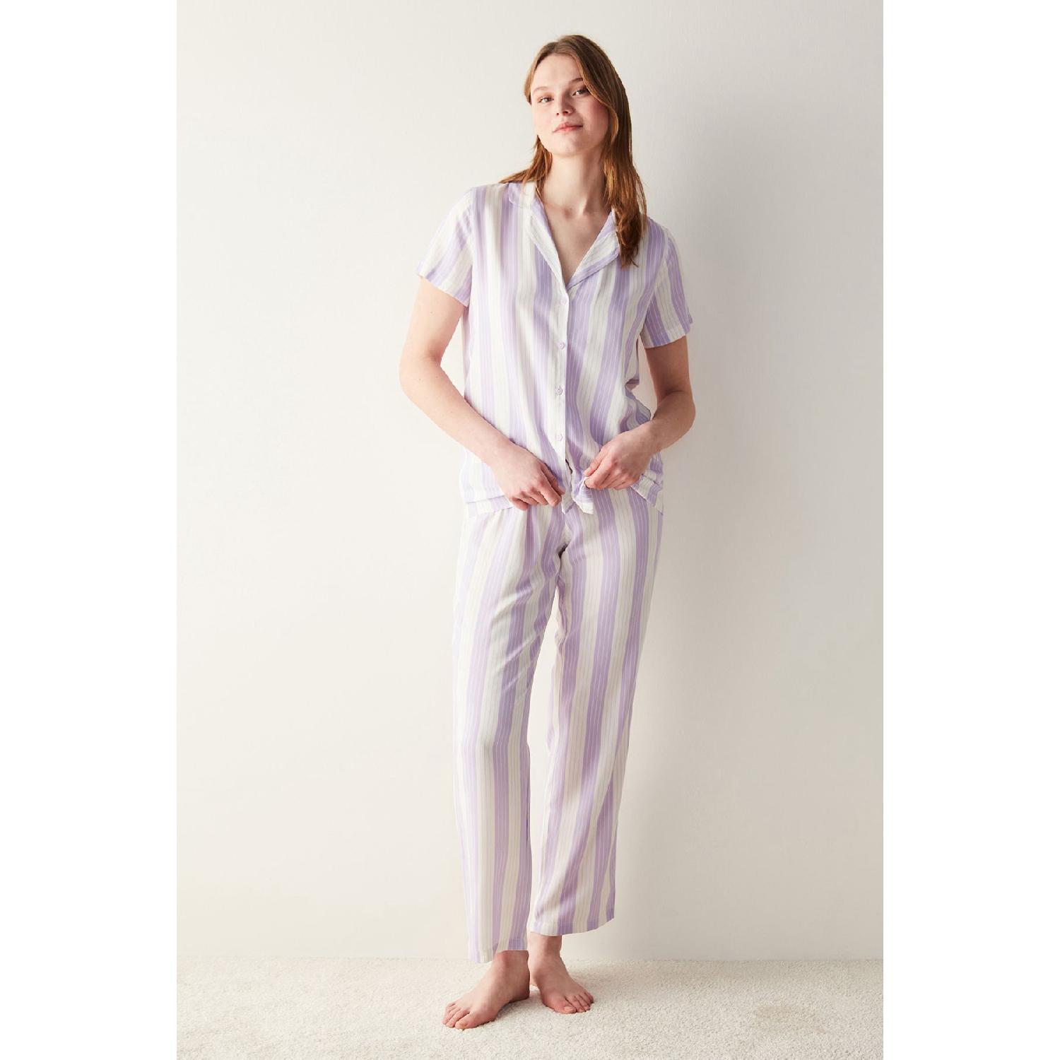 

Базовый весенний пижамный комплект с фиолетовыми рубашками и брюками XS лиловый