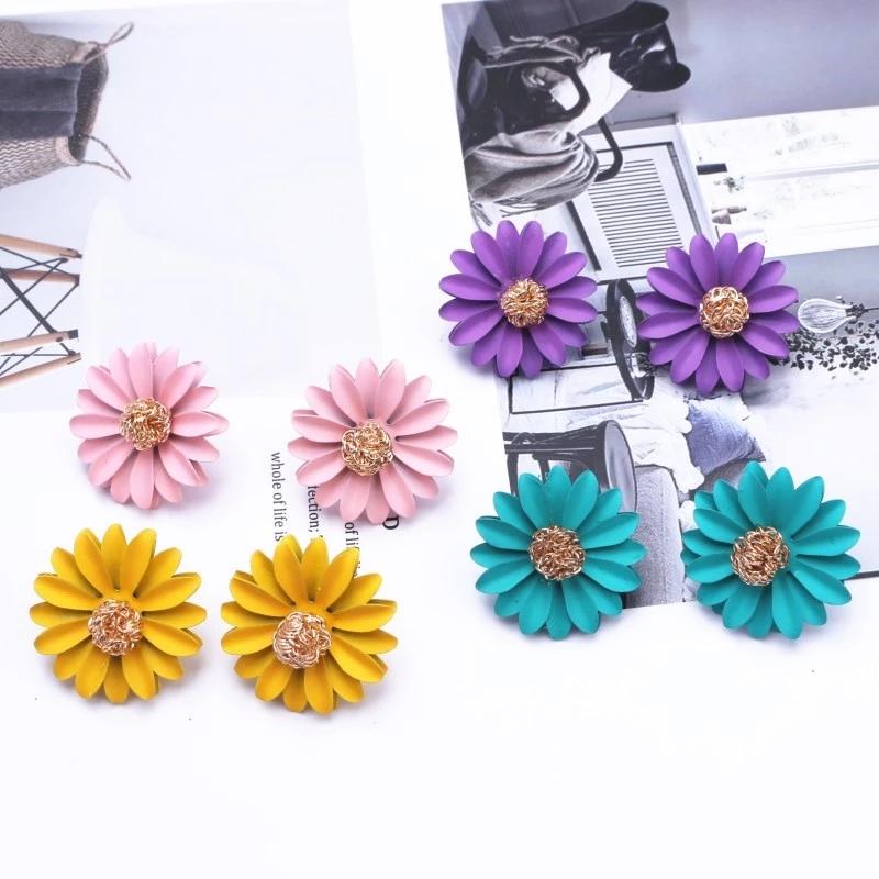 Korean Cute Small Flower Stud Earrings For Women Sweet Statement Earring Girl Brincos Jewelry Giftswelry
