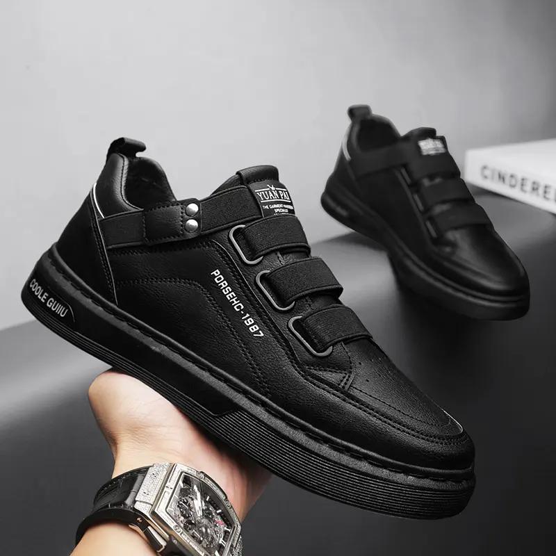 New Men's Comfortable Outdoor Sports Shoes Summer Mesh Shoes Sports Shoes Small White Shoes Board Shoes Casual Shoes