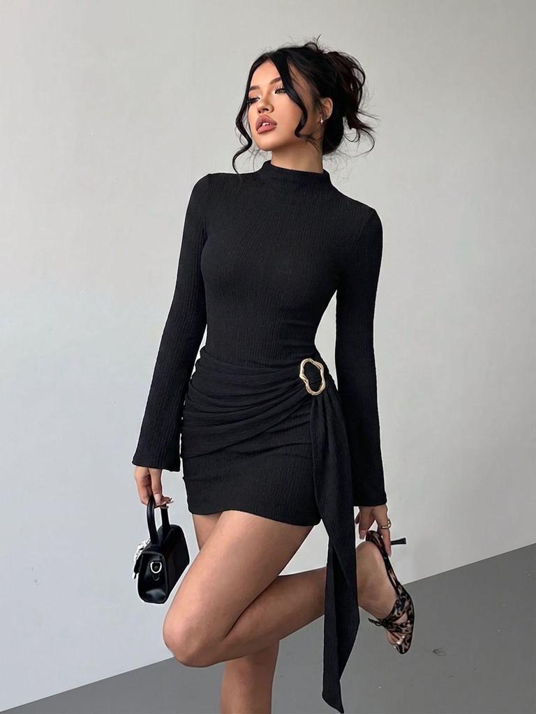 2026 Autumn Slim Fit Knit Dress with Metal Buckle and Ribbon