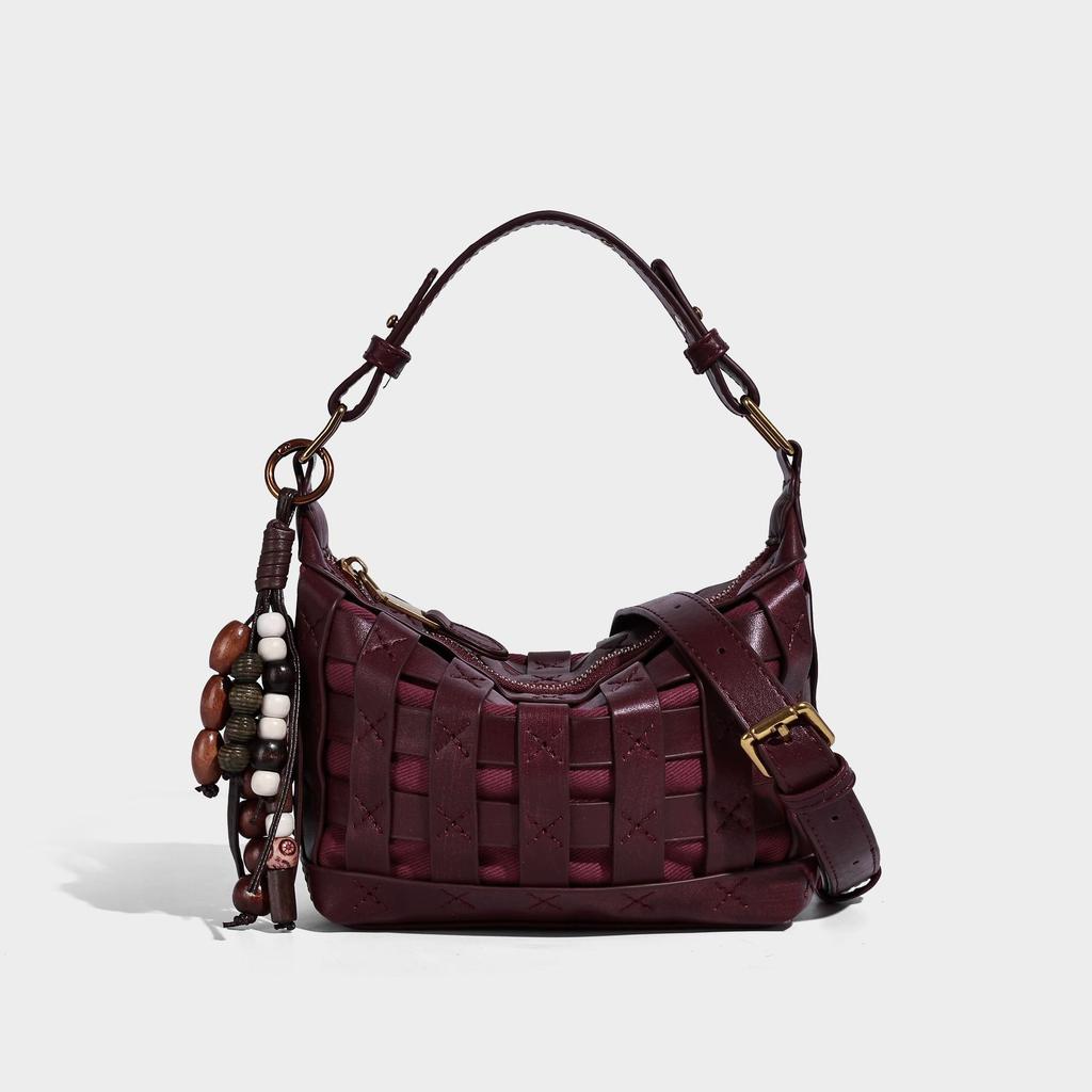 This Year's Trend 2025 New Niche Design Woven Hollow Handheld Basket Bag Stylish Versatile Trendy Women's Bag