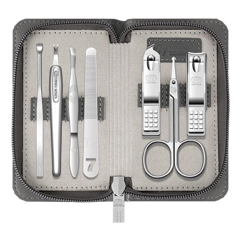 777 7-Piece Nail Care Set
