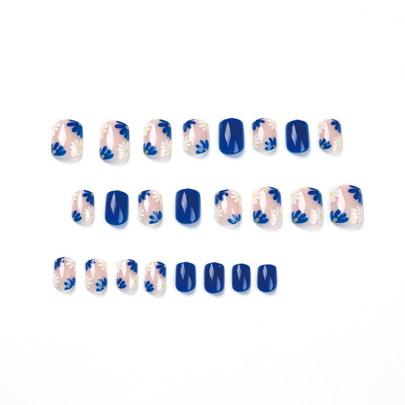 24 Pieces Wear Nail Short Blue and White Flower Nail Piece Nail Patch Nail Piece Removable Nail Nail Nail